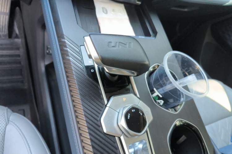 Used CHANGAN UNI-K iDD 2022 Blue Whale iDD 130km 1.5T Prestige Model Gear Lever