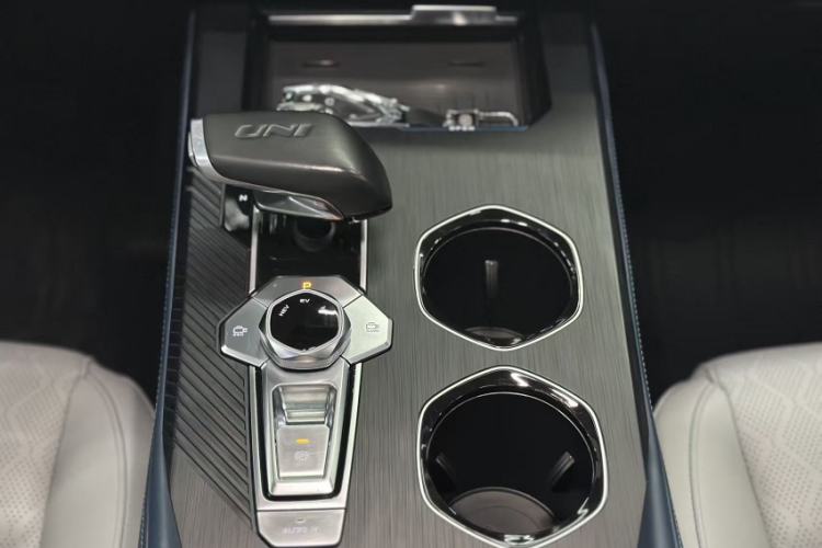 Used CHANGAN UNI-K iDD 2022 Blue Whale iDD 130km 1.5T Prestige Model Gear Lever