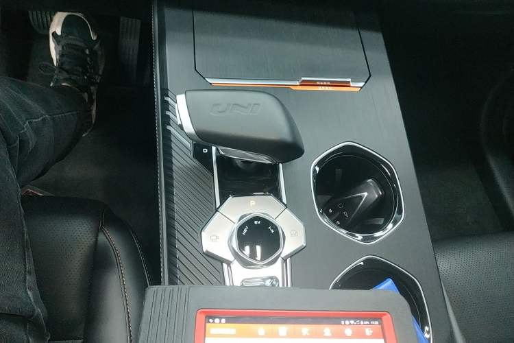 Used CHANGAN UNI-K iDD 2022 Blue Whale iDD 130km 1.5T Prestige Model Gear Lever