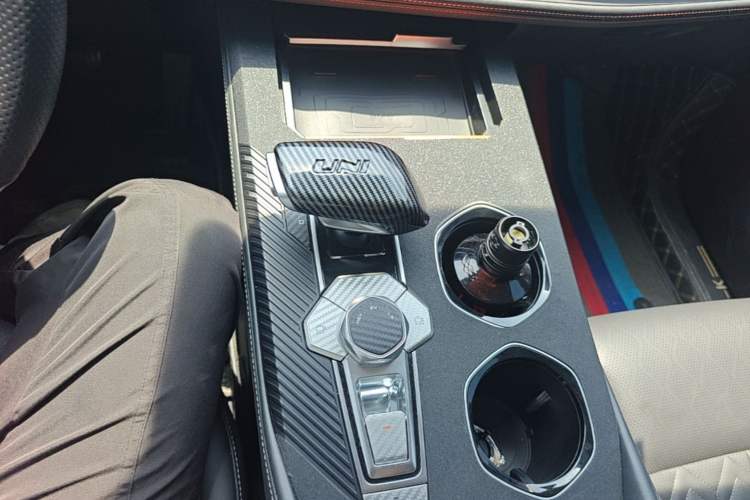 Used CHANGAN UNI-K iDD 2022 Blue Whale iDD 130km 1.5T Prestige Model Gear Lever