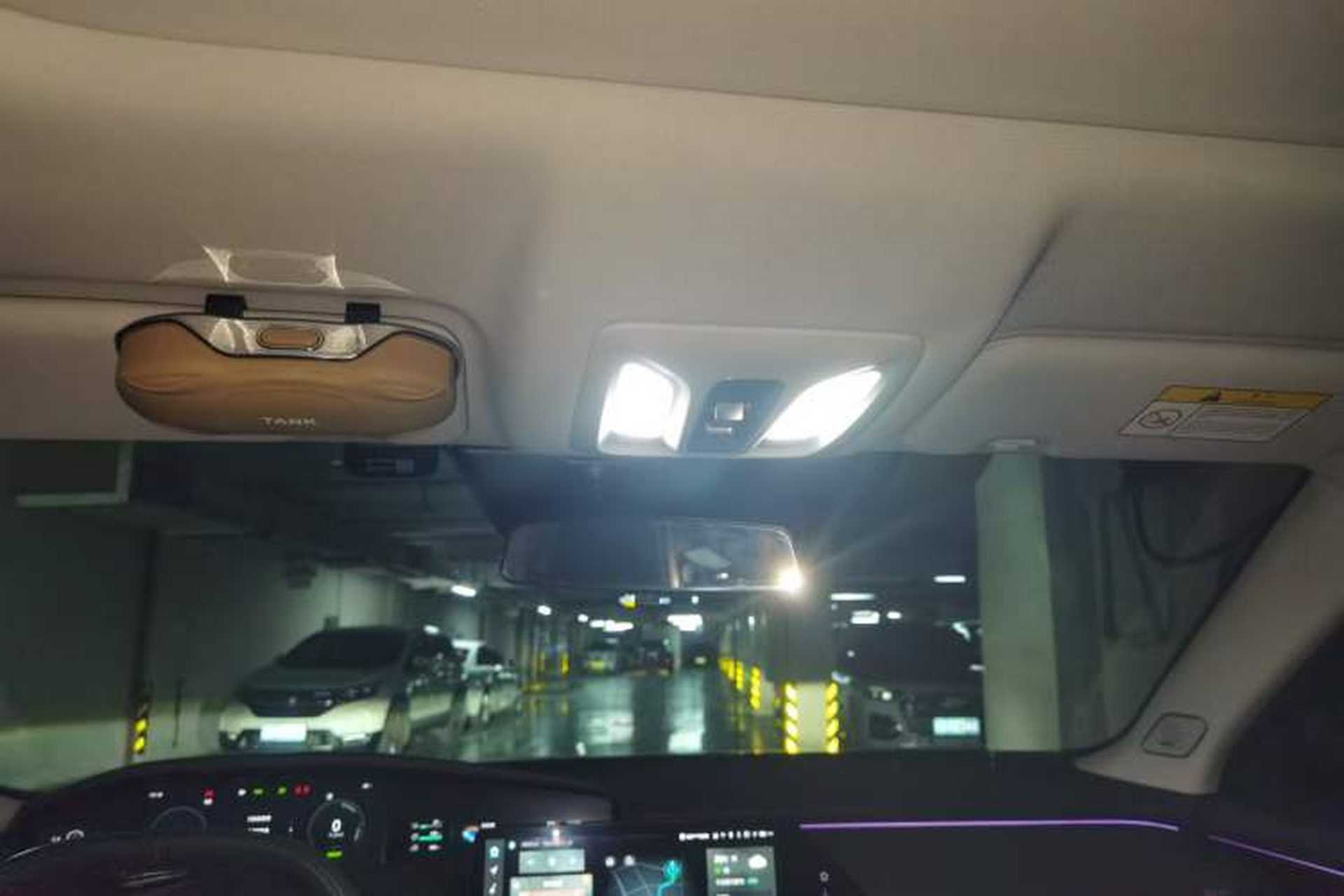 Used CHANGAN UNI-K iDD 2022 Blue Whale iDD 130km 1.5T Prestige Model Headliner