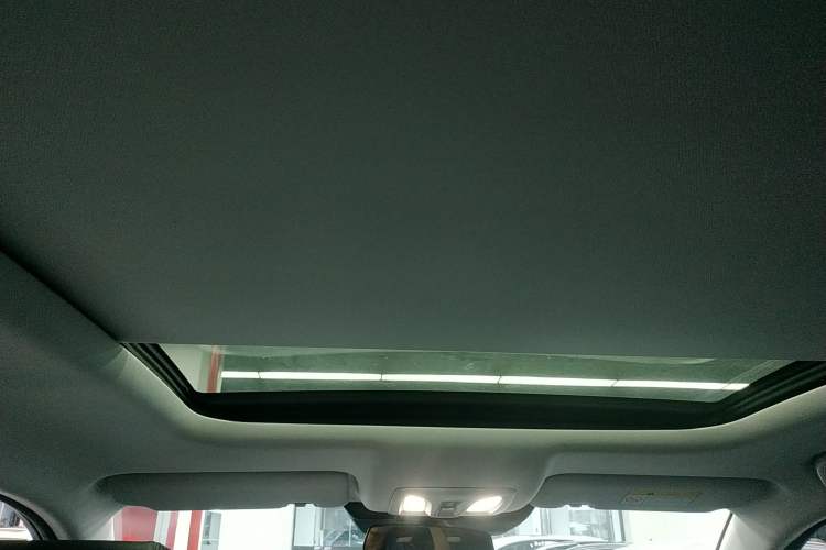 Used CHANGAN UNI-K iDD 2022 Blue Whale iDD 130km 1.5T Prestige Model Headliner