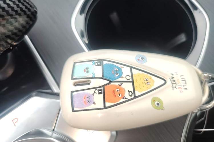 Used CHANGAN UNI-K iDD 2022 Blue Whale iDD 130km 1.5T Excellence Model Interior 1