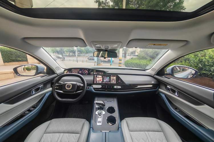 Used CHANGAN UNI-K iDD 2022 Blue Whale iDD 130km 1.5T Excellence Model Interior 2
