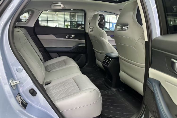 Used CHANGAN UNI-K iDD 2022 Blue Whale iDD 130km 1.5T Prestige Model Interior 3