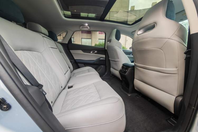 Used CHANGAN UNI-K iDD 2022 Blue Whale iDD 130km 1.5T Excellence Model Interior 3