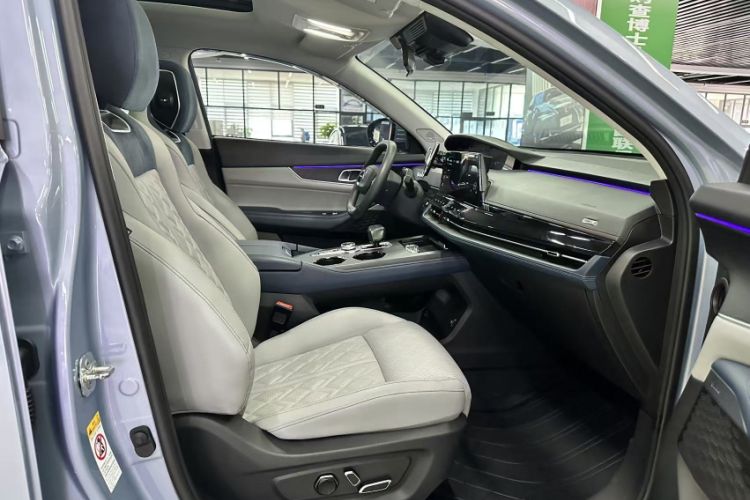 Used CHANGAN UNI-K iDD 2022 Blue Whale iDD 130km 1.5T Prestige Model Interior 5