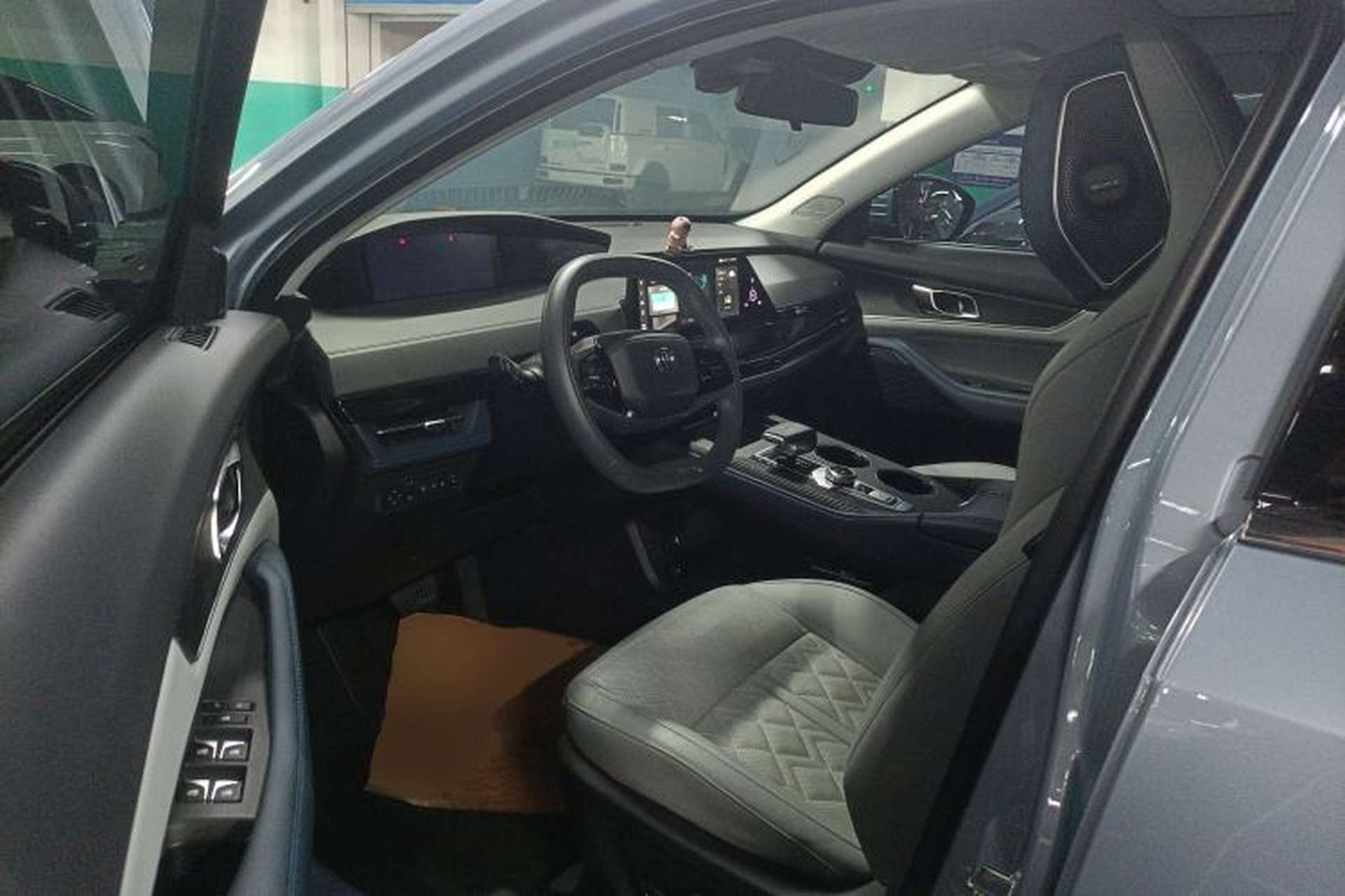 Used CHANGAN UNI-K iDD 2022 Blue Whale iDD 130km 1.5T Excellence Model Left Front Seat