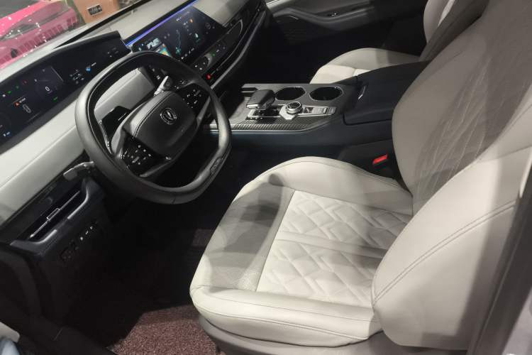 Used CHANGAN UNI-K iDD 2022 Blue Whale iDD 130km 1.5T Prestige Model Left Front Seat