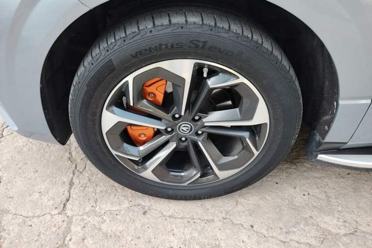 Used CHANGAN UNI-K iDD 2022 Blue Whale iDD 130km 1.5T Excellence Model Left Front Wheel Hub
