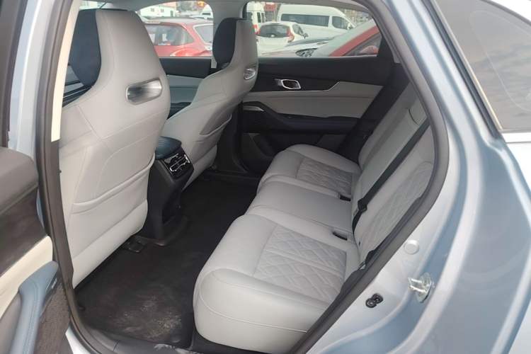 Used CHANGAN UNI-K iDD 2022 Blue Whale iDD 130km 1.5T Excellence Model Left Rear Seat