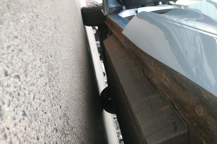 Used CHANGAN UNI-K iDD 2022 Blue Whale iDD 130km 1.5T Prestige Model Left Side Sill