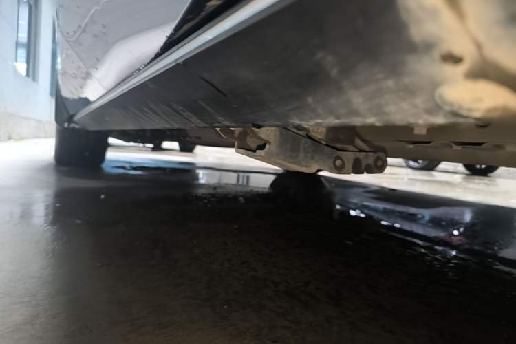 Used CHANGAN UNI-K iDD 2022 Blue Whale iDD 130km 1.5T Excellence Model Left Side Sill