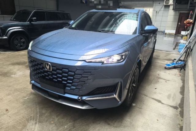 Used CHANGAN UNI-K iDD 2022 Blue Whale iDD 130km 1.5T Excellence Model