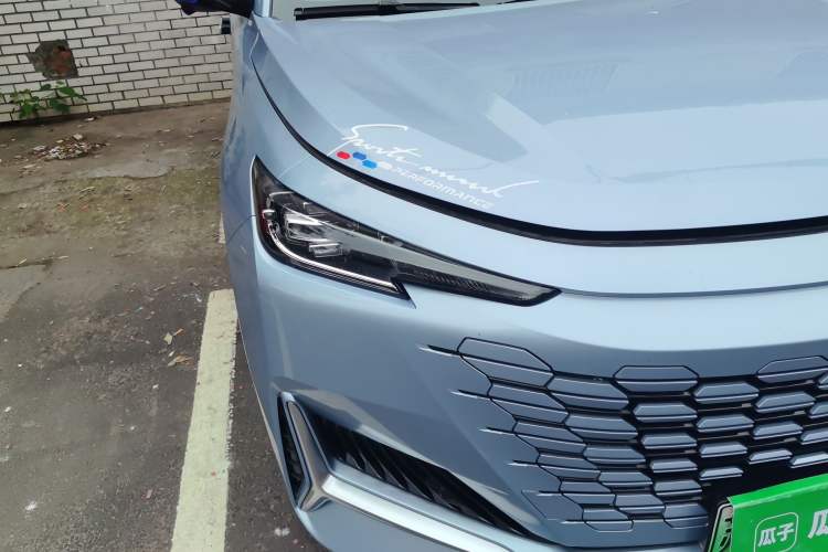 Used CHANGAN UNI-K iDD 2022 Blue Whale iDD 130km 1.5T Excellence Model Right Front Headlight