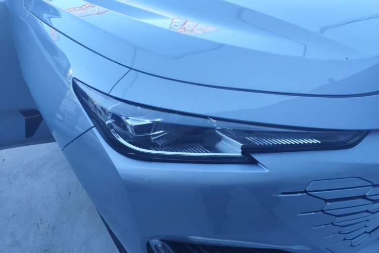 Used CHANGAN UNI-K iDD 2022 Blue Whale iDD 130km 1.5T Prestige Model Right Front Headlight