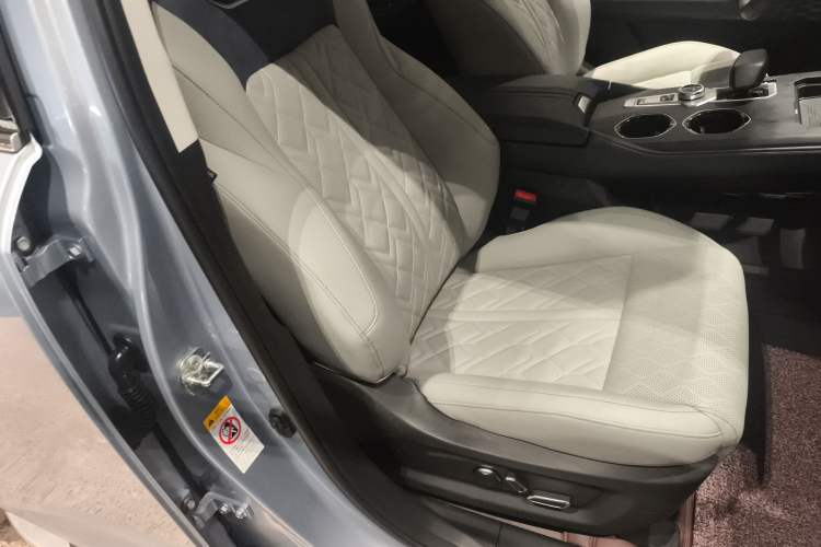 Used CHANGAN UNI-K iDD 2022 Blue Whale iDD 130km 1.5T Prestige Model Right Front Seat