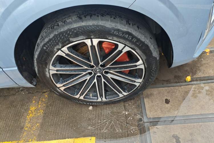 Used CHANGAN UNI-K iDD 2022 Blue Whale iDD 130km 1.5T Prestige Model Right Front Wheel Hub