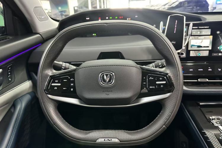 Used CHANGAN UNI-K iDD 2022 Blue Whale iDD 130km 1.5T Prestige Model Steering Wheel