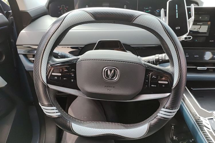 Used CHANGAN UNI-K iDD 2022 Blue Whale iDD 130km 1.5T Prestige Model Steering Wheel