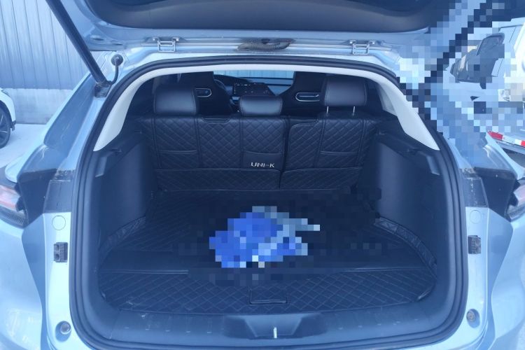 Used CHANGAN UNI-K iDD 2022 Blue Whale iDD 130km 1.5T Prestige Model Trunk