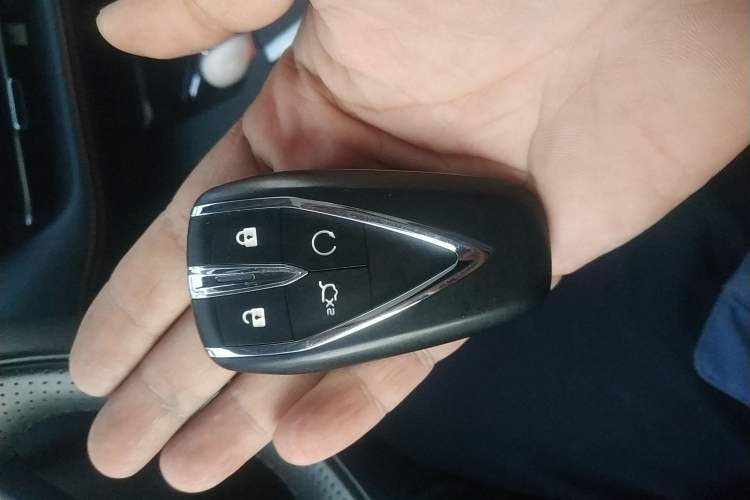 Used CHANGAN UNI-K iDD 2022 Blue Whale iDD 130km 1.5T Excellence Model Vehicle Key