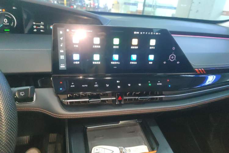 Used CHANGAN UNI-K iDD 2022 Blue Whale iDD 130km 1.5T Prestige Model Audio And AC Panel