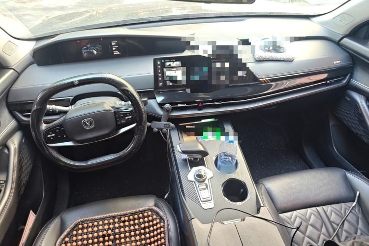 Used CHANGAN UNI-K iDD 2022 Blue Whale iDD 130km 1.5T Excellence Model Center Console