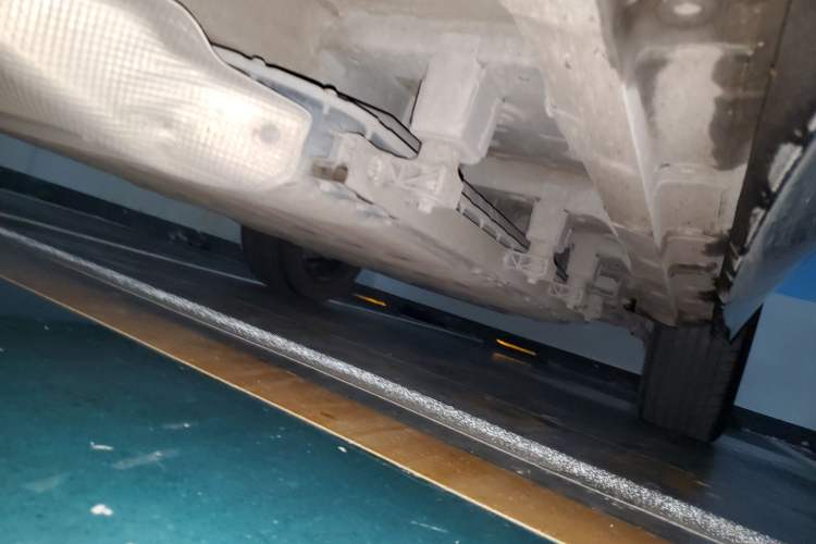 Used CHANGAN UNI-K iDD 2022 Blue Whale iDD 130km 1.5T Prestige Model Chassis Front Left