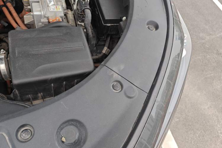 Used CHANGAN UNI-K iDD 2022 Blue Whale iDD 130km 1.5T Prestige Model Engine Bay Left