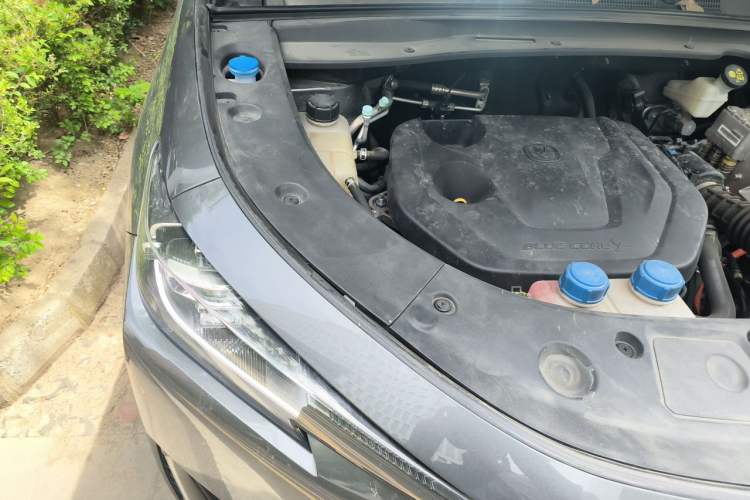 Used CHANGAN UNI-K iDD 2022 Blue Whale iDD 130km 1.5T Excellence Model Engine Bay Right