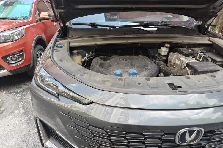 Used CHANGAN UNI-K iDD 2022 Blue Whale iDD 130km 1.5T Excellence Model Engine Bay Right