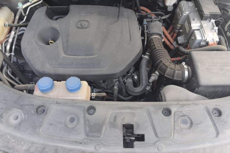 Used CHANGAN UNI-K iDD 2022 Blue Whale iDD 130km 1.5T Prestige Model Engine Bay