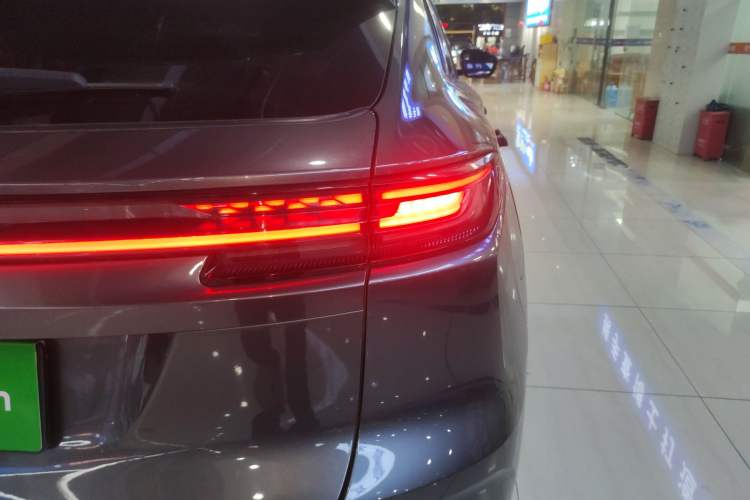 Used CHANGAN UNI-K iDD 2022 Blue Whale iDD 130km 1.5T Prestige Model Exterior 6