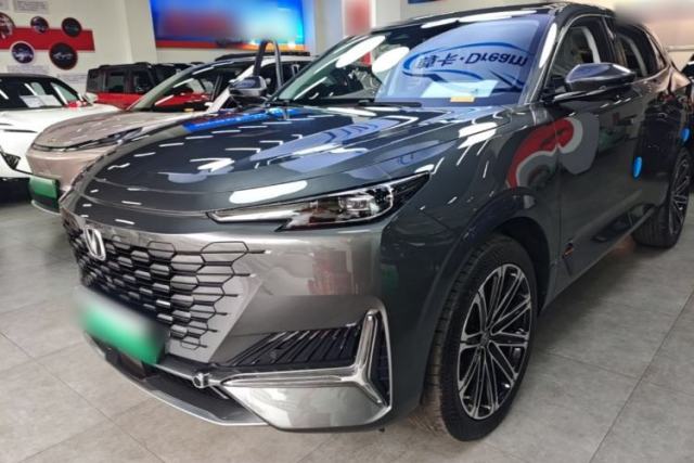 Used CHANGAN UNI-K iDD 2022 Blue Whale iDD 130km 1.5T Prestige Model
