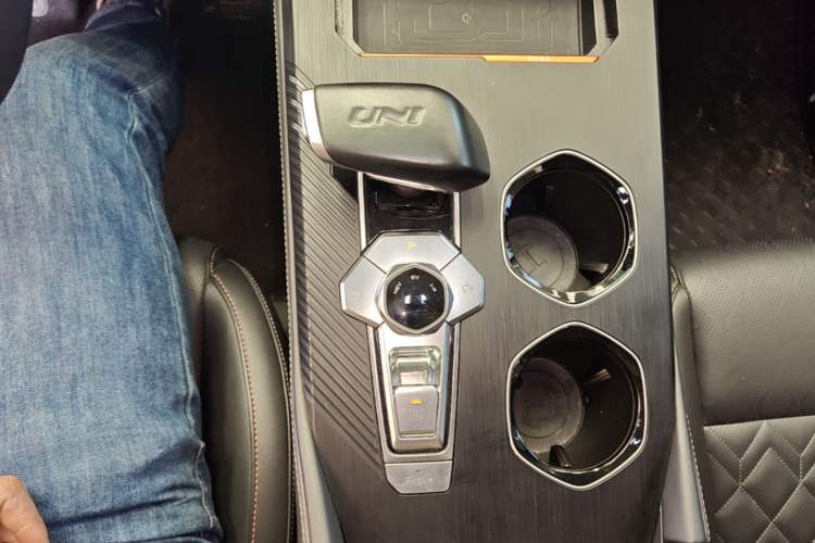 Used CHANGAN UNI-K iDD 2022 Blue Whale iDD 130km 1.5T Prestige Model Gear Lever