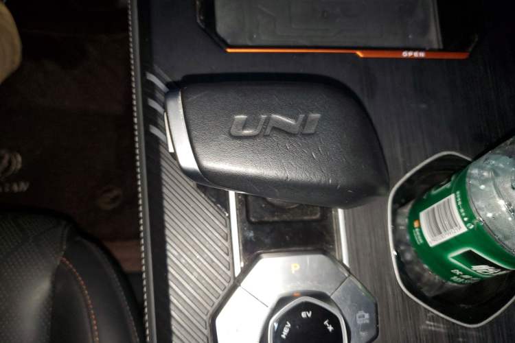 Used CHANGAN UNI-K iDD 2022 Blue Whale iDD 130km 1.5T Prestige Model Gear Lever