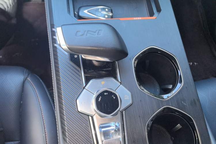 Used CHANGAN UNI-K iDD 2022 Blue Whale iDD 130km 1.5T Prestige Model Gear Lever