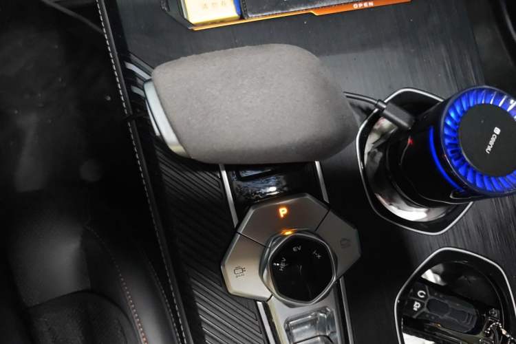 Used CHANGAN UNI-K iDD 2022 Blue Whale iDD 130km 1.5T Prestige Model Gear Lever