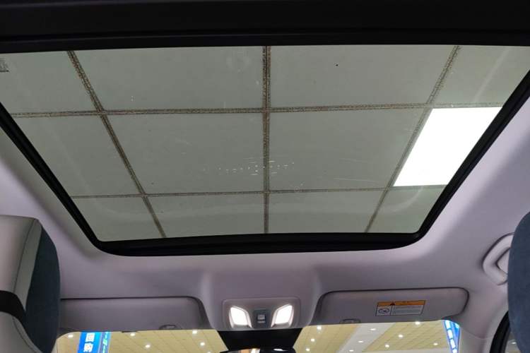 Used CHANGAN UNI-K iDD 2022 Blue Whale iDD 130km 1.5T Excellence Model Headliner