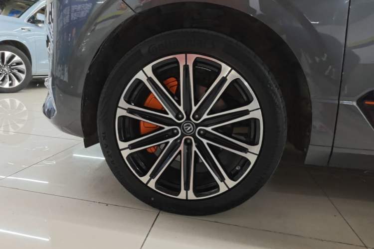 Used CHANGAN UNI-K iDD 2022 Blue Whale iDD 130km 1.5T Prestige Model Left Front Wheel Hub
