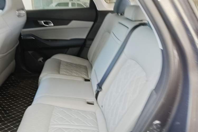 Used CHANGAN UNI-K iDD 2022 Blue Whale iDD 130km 1.5T Excellence Model Left Rear Seat
