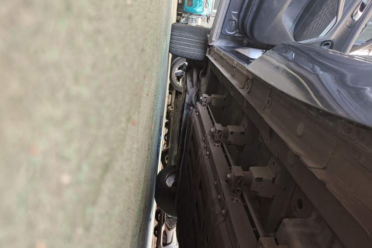 Used CHANGAN UNI-K iDD 2022 Blue Whale iDD 130km 1.5T Prestige Model Left Side Sill