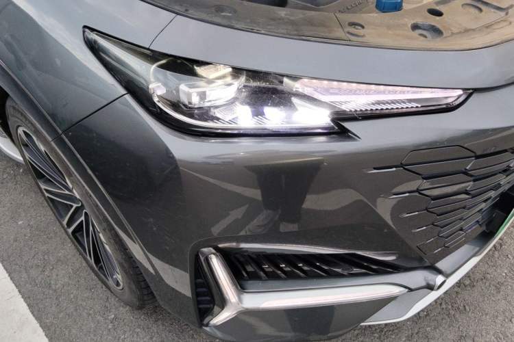 Used CHANGAN UNI-K iDD 2022 Blue Whale iDD 130km 1.5T Prestige Model Right Front Headlight