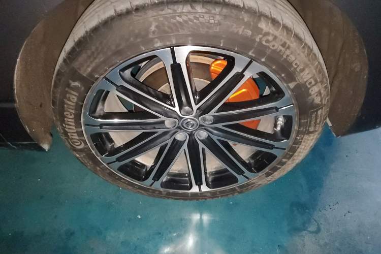 Used CHANGAN UNI-K iDD 2022 Blue Whale iDD 130km 1.5T Prestige Model Right Front Wheel Hub