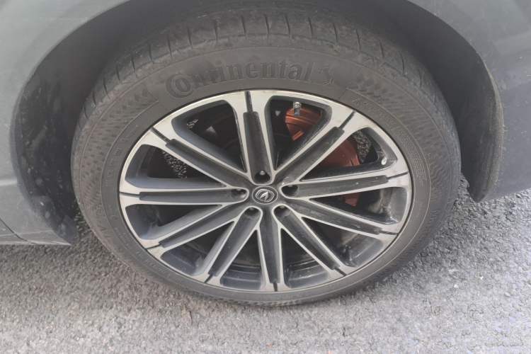 Used CHANGAN UNI-K iDD 2022 Blue Whale iDD 130km 1.5T Prestige Model Right Front Wheel Hub