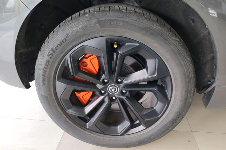 Used CHANGAN UNI-K iDD 2022 Blue Whale iDD 130km 1.5T Excellence Model Right Rear Wheel Hub
