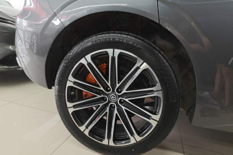Used CHANGAN UNI-K iDD 2022 Blue Whale iDD 130km 1.5T Prestige Model Right Rear Wheel Hub