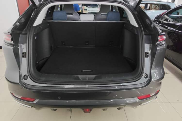 Used CHANGAN UNI-K iDD 2022 Blue Whale iDD 130km 1.5T Prestige Model Trunk