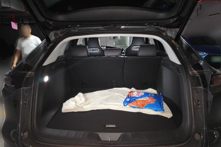 Used CHANGAN UNI-K iDD 2022 Blue Whale iDD 130km 1.5T Prestige Model Trunk